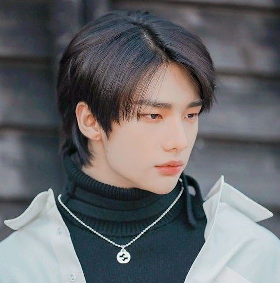 stray kids hyunjiin 2